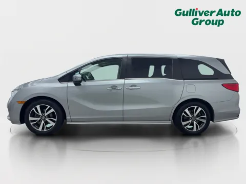 Another view of 2022 Honda Odyssey Touring for sale in Plano, TX at Gulliver Auto Group