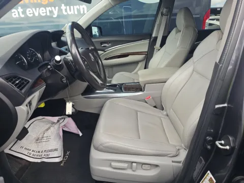 More photos of 2017 Acura MDX 3.5L at Gulliver Auto Group, TX