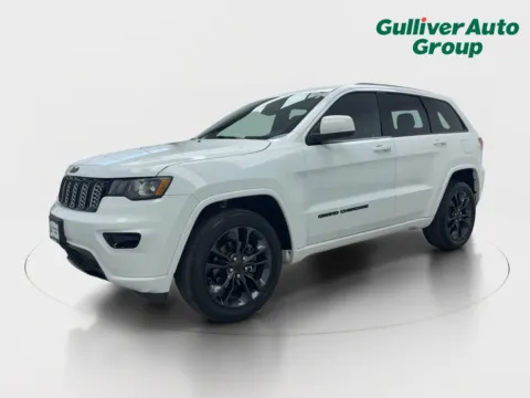 Photos of 2020 Jeep Grand Cherokee Altitude for sale in Plano, TX at Gulliver Auto Group