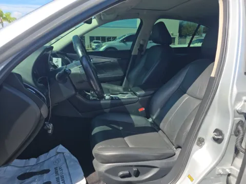 More photos of 2017 INFINITI Q50 3.0t Signature Edition at Gulliver Auto Group, TX