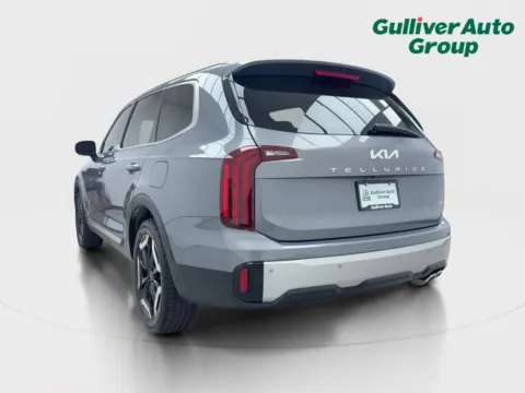 More photos of 2023 Kia Telluride S at Gulliver Auto Group, TX