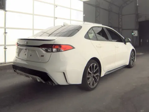 Photos of 2020 Toyota Corolla SE for sale in Plano, TX at Gulliver Auto Group