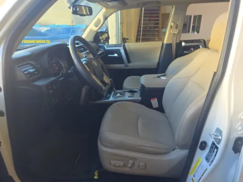 More photos of 2017 Toyota 4Runner Limited at Gulliver Auto Group, TX