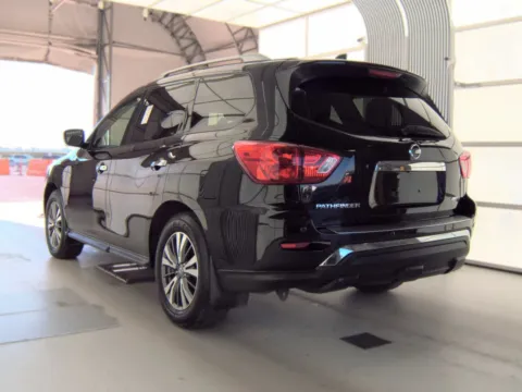 Photos of 2020 Nissan Pathfinder S for sale in Plano, TX at Gulliver Auto Group