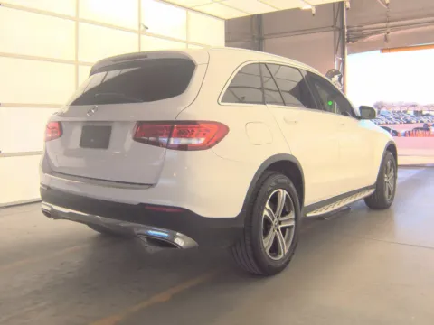 Photos of 2019 Mercedes-Benz GLC 300 for sale in Plano, TX at Gulliver Auto Group