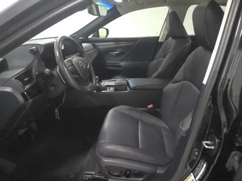 More photos of 2022 Lexus ES 350 at Gulliver Auto Group, TX