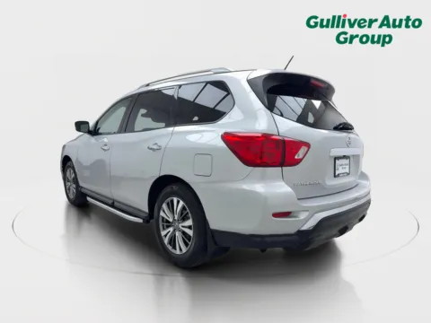 More photos of 2018 Nissan Pathfinder S at Gulliver Auto Group, TX