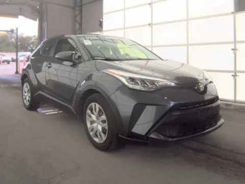 More photos of 2020 Toyota C-HR LE at Gulliver Auto Group, TX