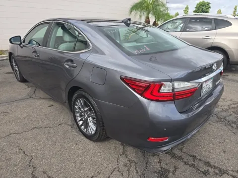 Another view of 2018 Lexus ES 350 for sale in Plano, TX at Gulliver Auto Group