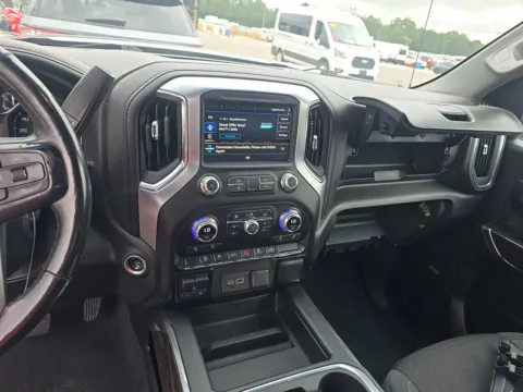 More photos of 2021 GMC Sierra 1500 Elevation at Gulliver Auto Group, TX