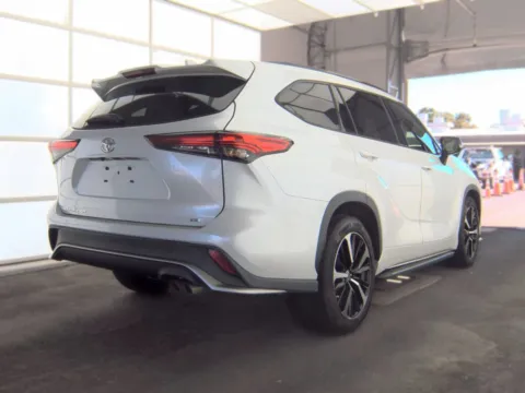 Another view of 2022 Toyota Highlander XSE for sale in Plano, TX at Gulliver Auto Group