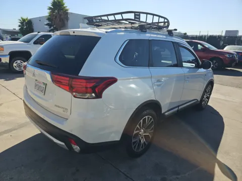 Photos of 2017 Mitsubishi Outlander GT for sale in Plano, TX at Gulliver Auto Group