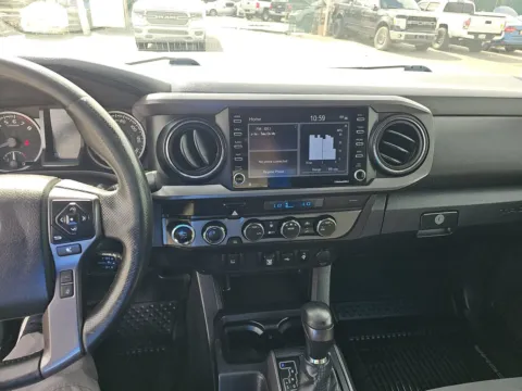 More photos of 2022 Toyota Tacoma TRD Off-Road at Gulliver Auto Group, TX