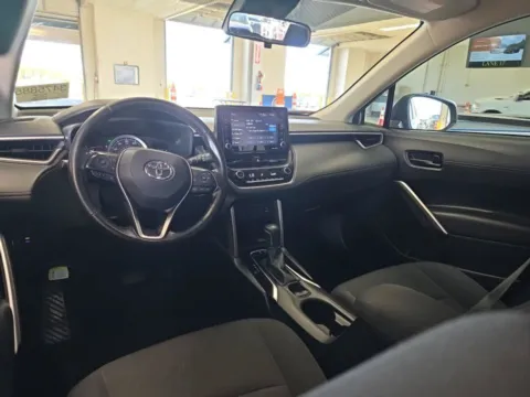 More photos of 2022 Toyota Corolla Cross LE at Gulliver Auto Group, TX