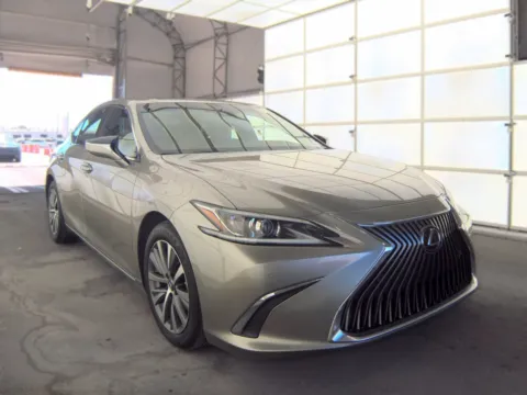More photos of 2019 Lexus ES 350 at Gulliver Auto Group, TX