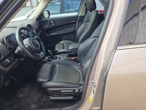 More photos of 2022 MINI Cooper S Countryman Signature at Gulliver Auto Group, TX
