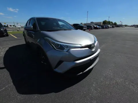 More photos of 2018 Toyota C-HR XLE at Gulliver Auto Group, TX