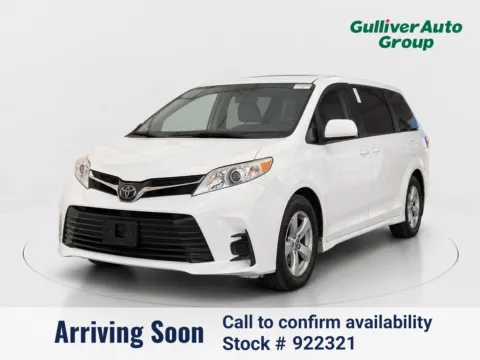 Photos of 2018 Toyota Sienna LE for sale in Plano, TX at Gulliver Auto Group