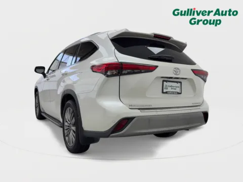 More photos of 2020 Toyota Highlander Platinum at Gulliver Auto Group, TX