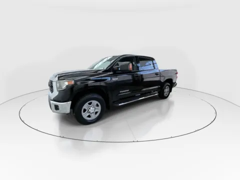 More photos of 2018 Toyota Tundra SR5 at Gulliver Auto Group, TX