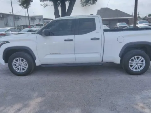 White 2023 Toyota Tundra SR5 for sale in Plano, TX