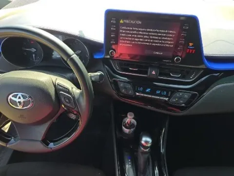 More photos of 2021 Toyota C-HR XLE at Gulliver Auto Group, TX