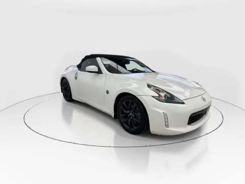 Photos of 2019 Nissan 370Z Touring for sale in Plano, TX at Gulliver Auto Group