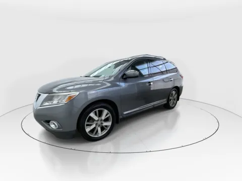 More photos of 2016 Nissan Pathfinder Platinum at Gulliver Auto Group, TX