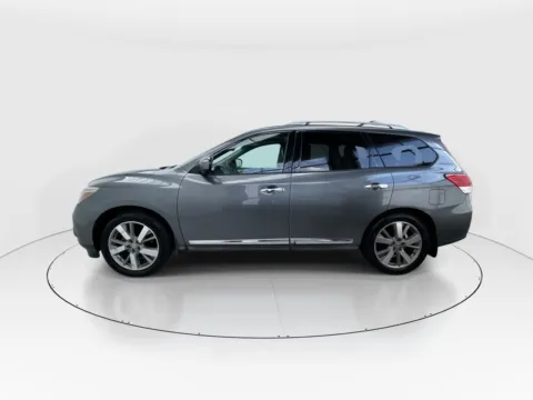 More photos of 2016 Nissan Pathfinder Platinum at Gulliver Auto Group, TX