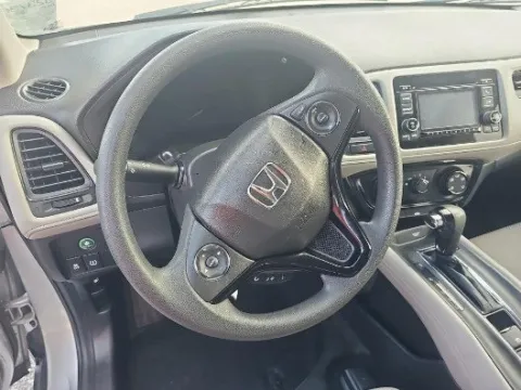 More photos of 2016 Honda HR-V LX at Gulliver Auto Group, TX