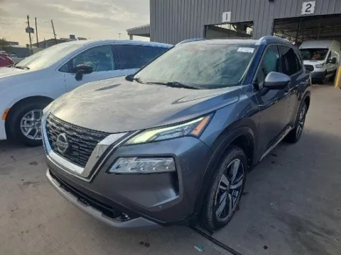 Gray 2021 Nissan Rogue SL for sale in Plano, TX