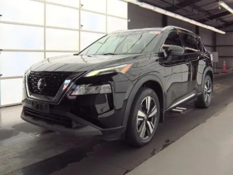 Black 2021 Nissan Rogue SL for sale in Plano, TX