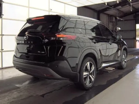 Photos of 2021 Nissan Rogue SL for sale in Plano, TX at Gulliver Auto Group