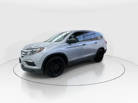 More photos of 2018 Honda Pilot LX at Gulliver Auto Group, TX