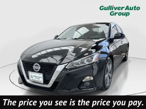 Black 2019 Nissan Altima 2.5 SL for sale in Plano, TX