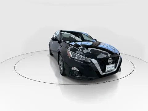 Photos of 2019 Nissan Altima 2.5 SL for sale in Plano, TX at Gulliver Auto Group