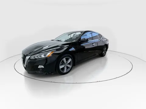 More photos of 2019 Nissan Altima 2.5 SL at Gulliver Auto Group, TX