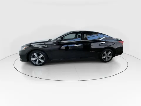 More photos of 2019 Nissan Altima 2.5 SL at Gulliver Auto Group, TX