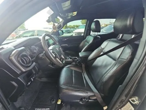 Another view of 2019 Toyota Tacoma TRD Off-Road for sale in Plano, TX at Gulliver Auto Group