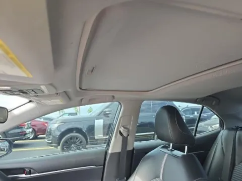 More photos of 2020 Toyota Camry SE at Gulliver Auto Group, TX