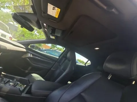More photos of 2020 Mazda Mazda3 Premium at Gulliver Auto Group, TX