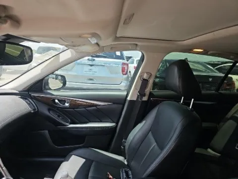 More photos of 2018 INFINITI Q50 3.0t LUXE at Gulliver Auto Group, TX