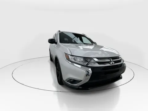 Photos of 2018 Mitsubishi Outlander LE for sale in Plano, TX at Gulliver Auto Group