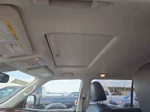 More photos of 2019 Nissan Armada SL at Gulliver Auto Group, TX