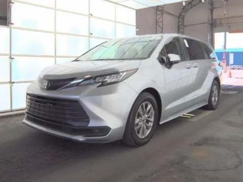 Silver 2022 Toyota Sienna LE for sale in Plano, TX