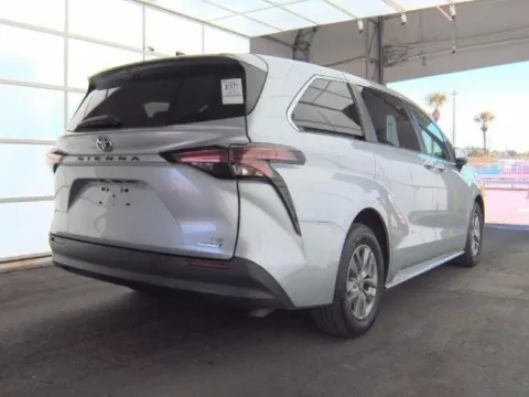 Photos of 2022 Toyota Sienna LE for sale in Plano, TX at Gulliver Auto Group