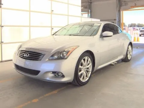 Silver 2015 INFINITI Q60 for sale in Plano, TX