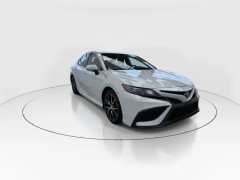 Photos of 2022 Toyota Camry SE for sale in Plano, TX at Gulliver Auto Group