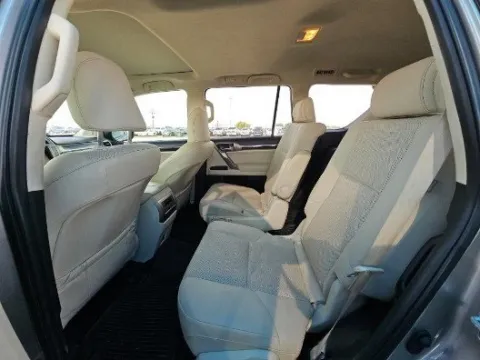 More photos of 2020 Lexus GX 460 at Gulliver Auto Group, TX
