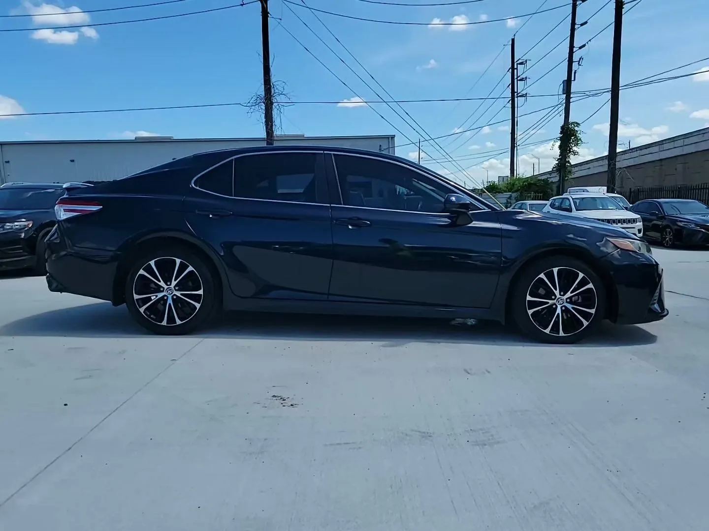 Blue 2020 Toyota Camry SE for sale in Plano, TX